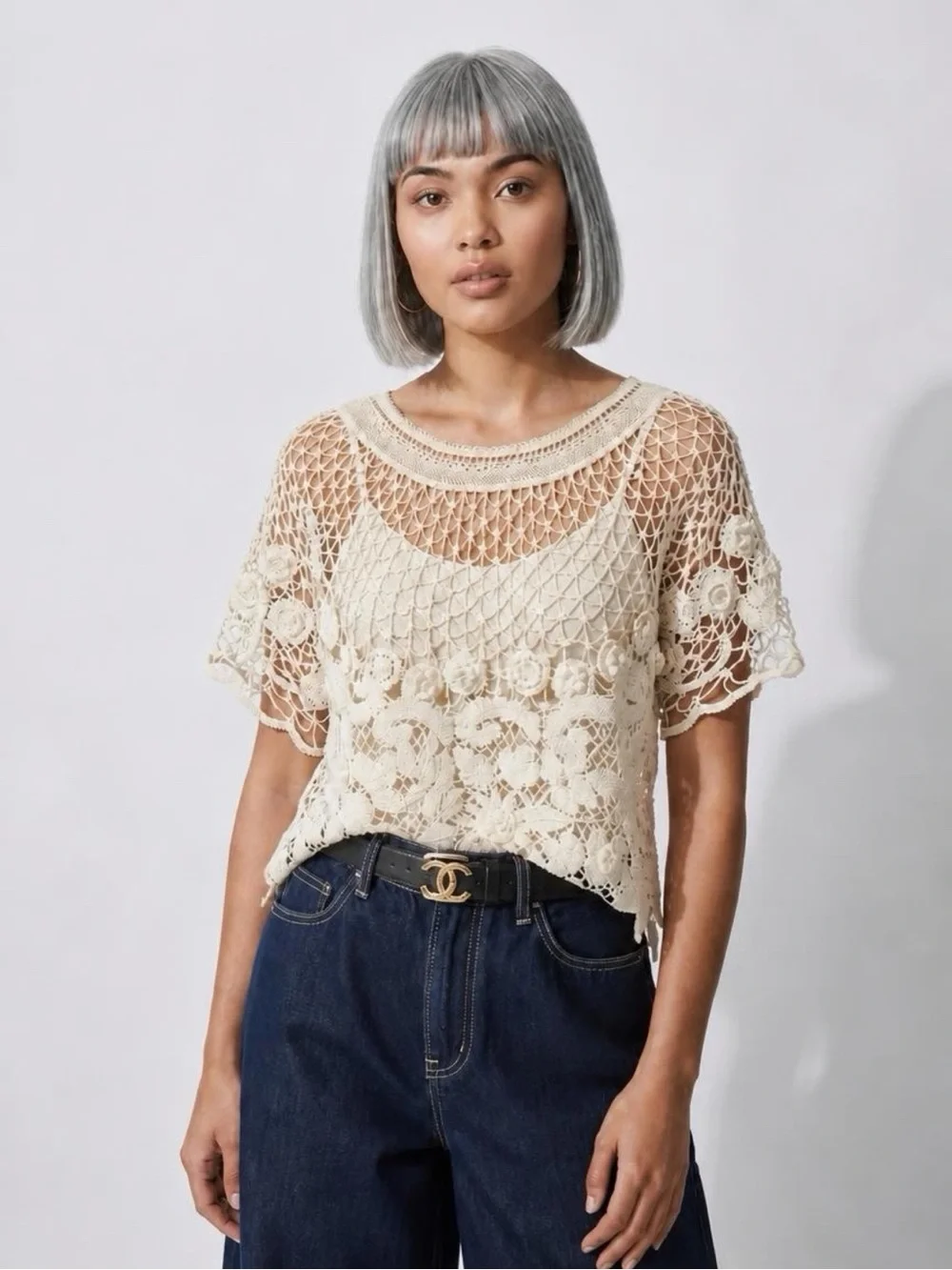 CHANEL VTG Spring ‘06 Lagerfeld Crochet Floral Lace Top, short sleeve, EUC, 40/8